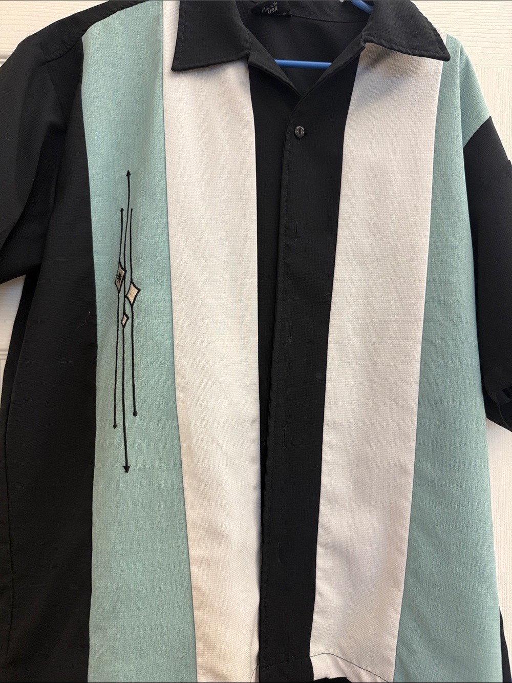 Men's Vertical-Panel Casual Button-Down Shirt in Black, White & Mint